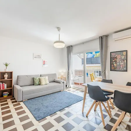 Appartement Charming 2 Bed In Old Town - Pass The Keys *