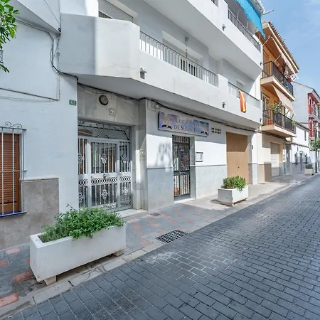Appartement Charming 2 Bed In Old Town - Pass The Keys *
