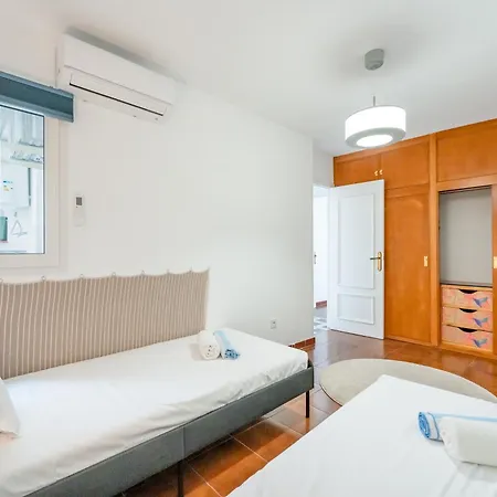 Charming 2 Bed In Old Town - Pass The Keys Appartement Fuengirola