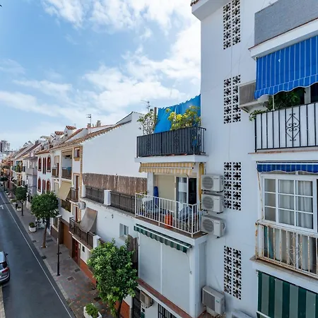 Charming 2 Bed In Old Town - Pass The Keys